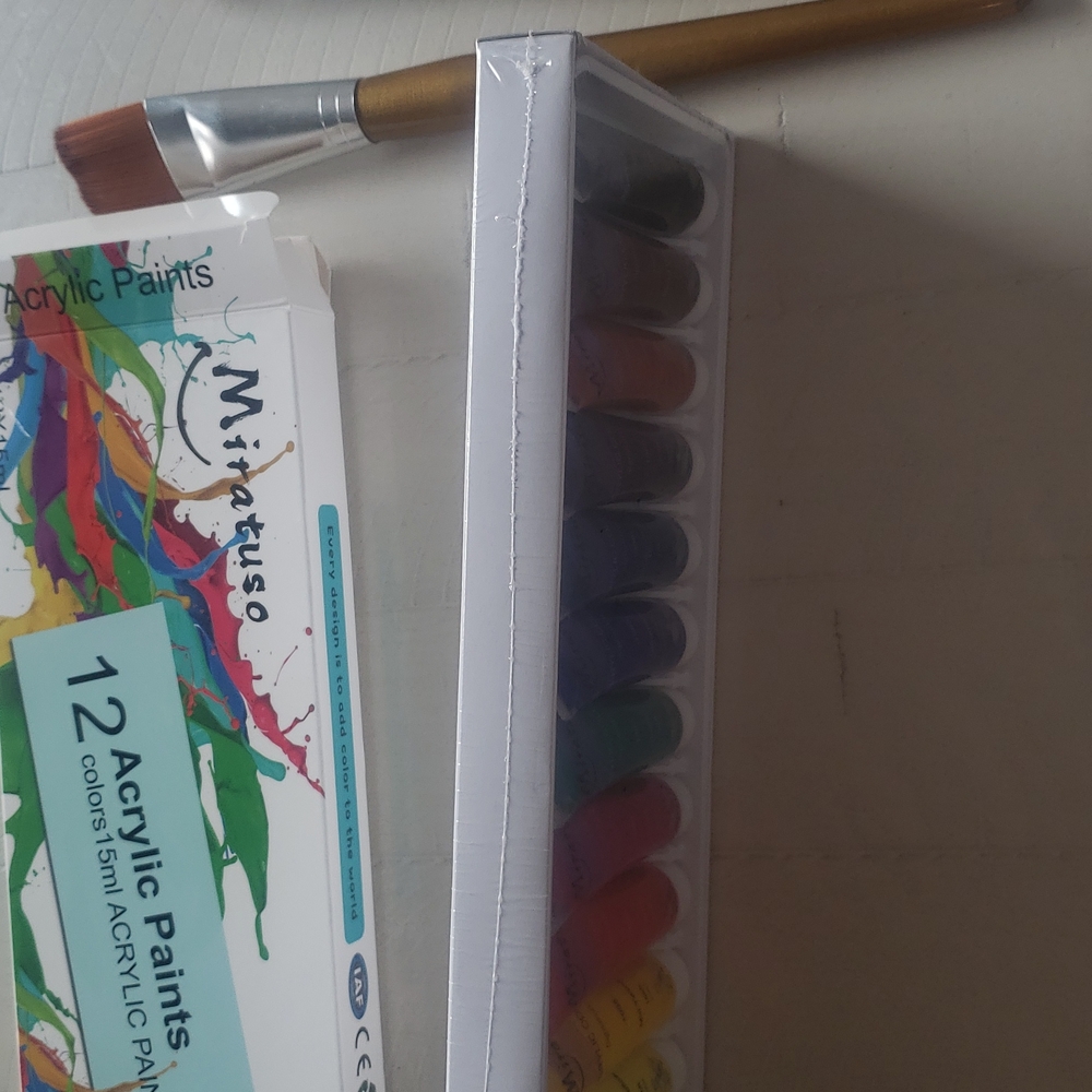 Color paints - Picture 4 of 4